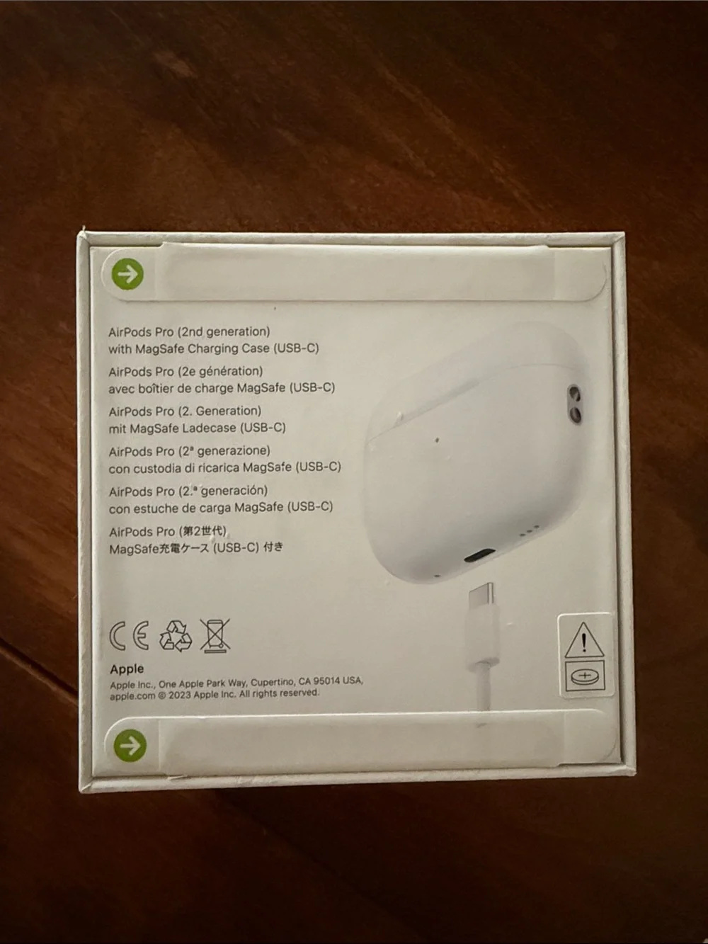 BRAND NEW Apple AirPods Pro In-Ear Wireless Earbuds - White with Black Accent